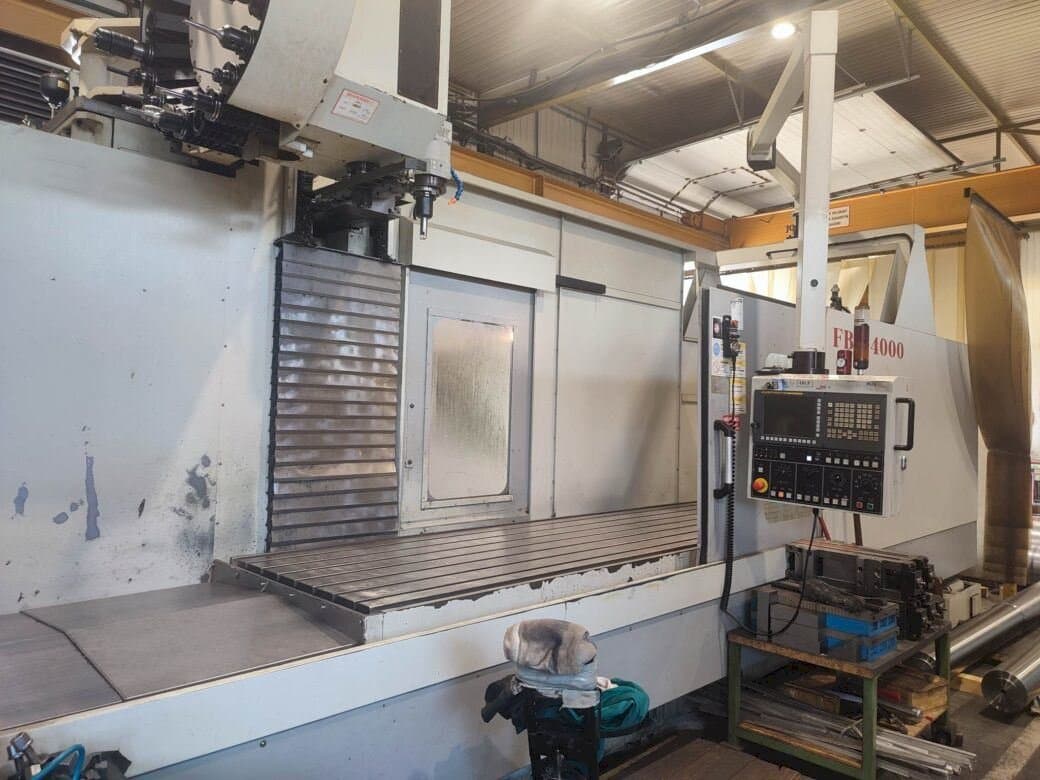 Vista frontale della macchina Eumach FBE-4000