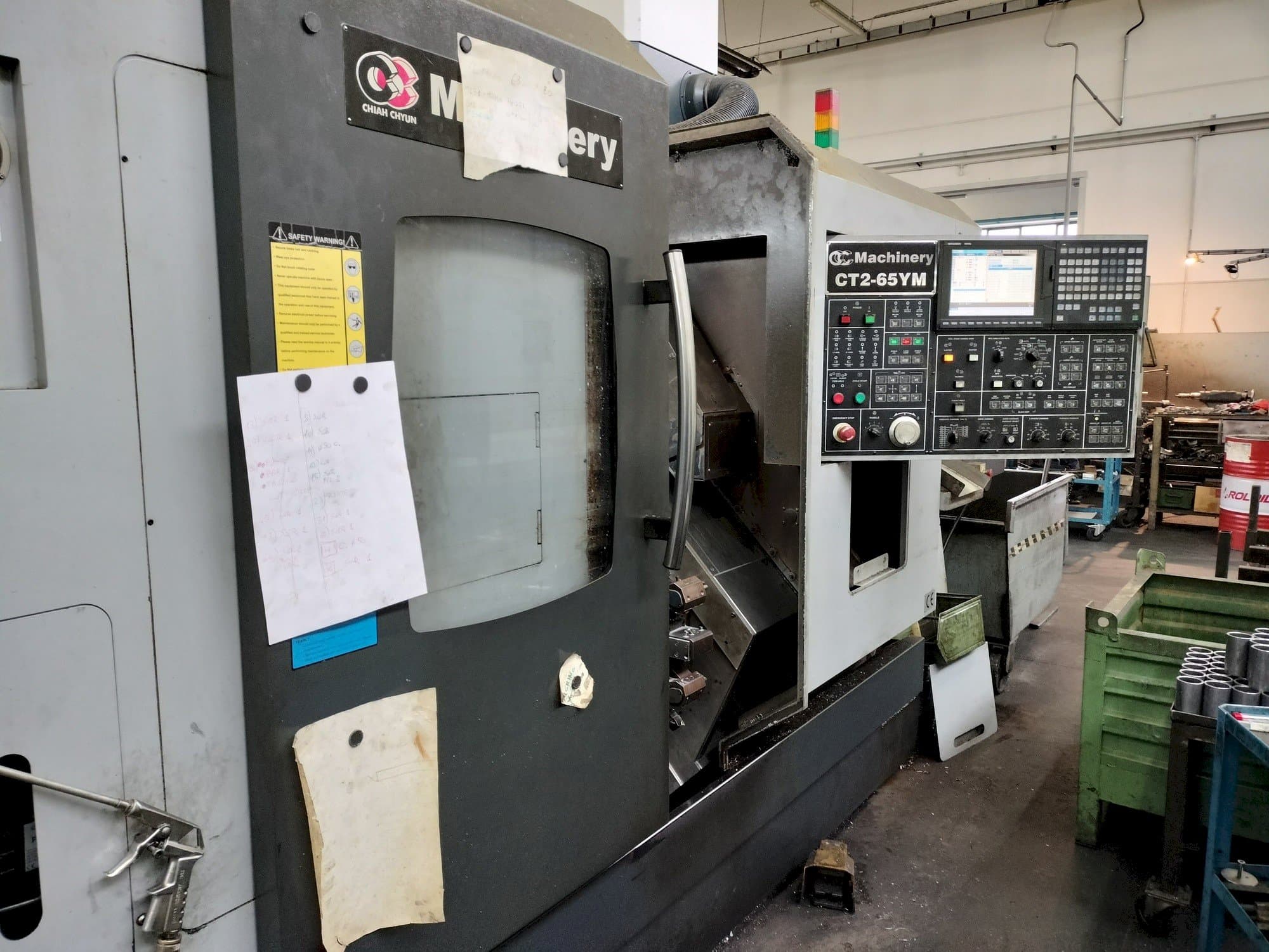 Vista frontale della macchina CC Machinery CT2-65YM