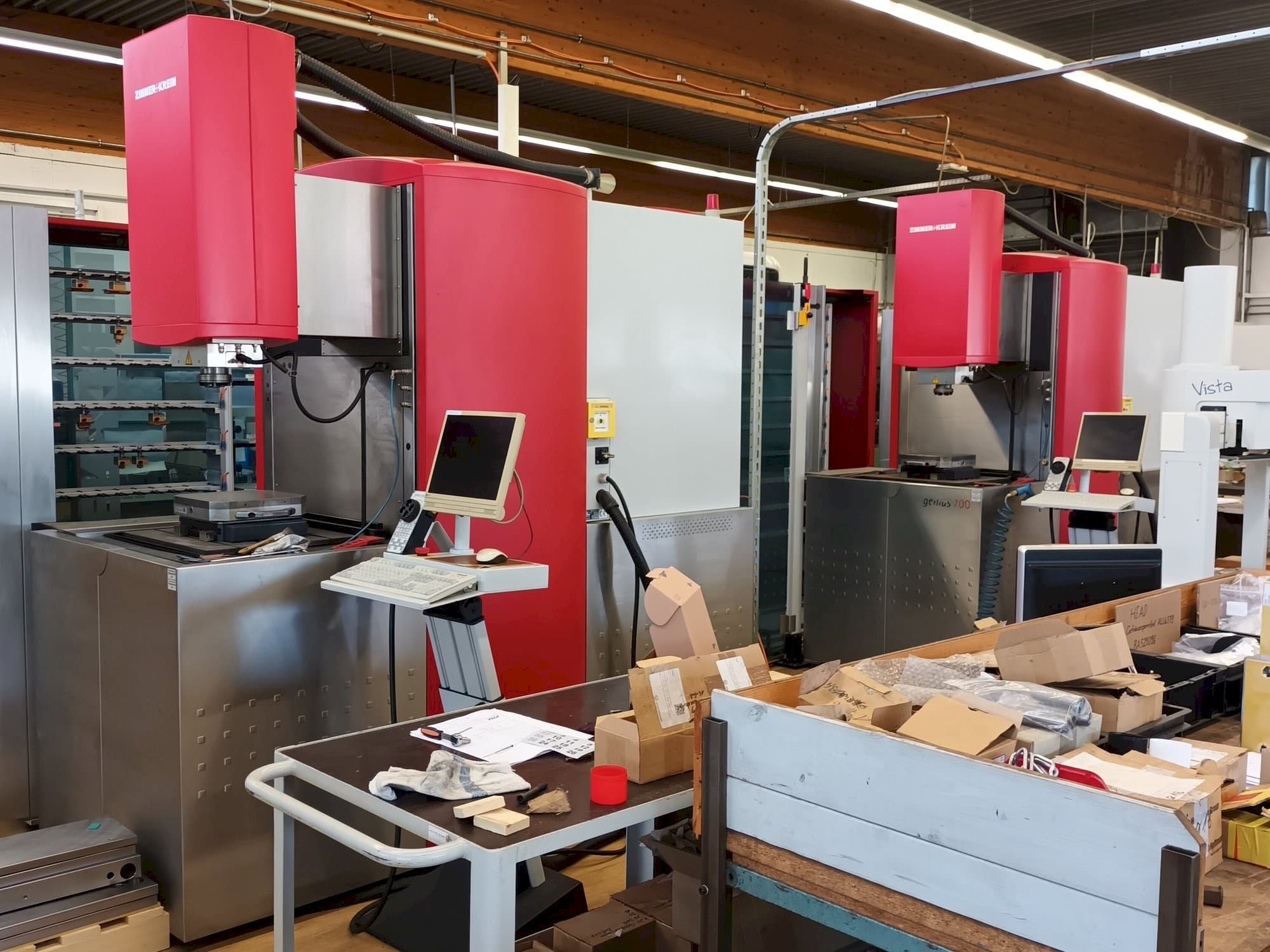 Vista frontale della macchina Zimmer+Kreim Genius 700