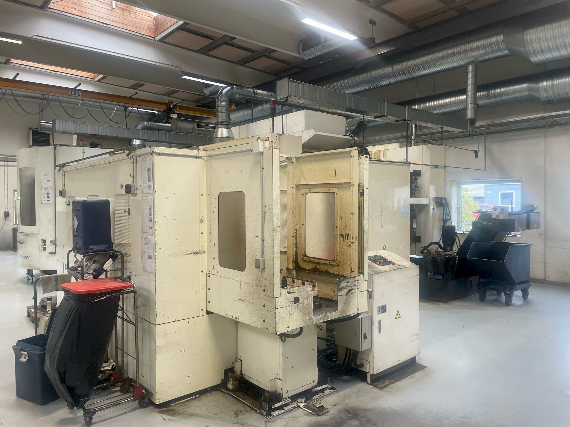 Vista frontale della macchina Niigata SPN 50