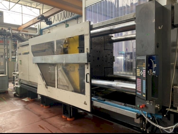 Vista frontale della macchina OiMA STRATOS 8500/900 S