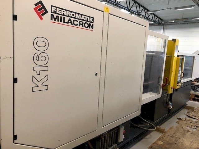 Vista frontale della macchina Ferromatik MILACRON K160