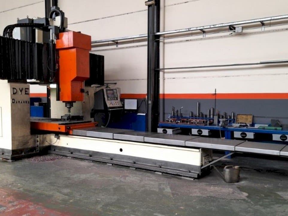 Vista frontale della macchina DYE FD-3600