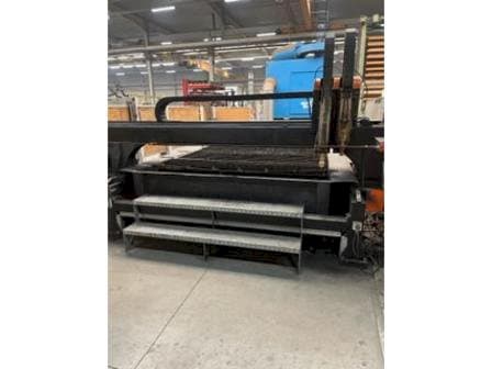 Vista frontale della macchina Kronos Kjellberg 280 I