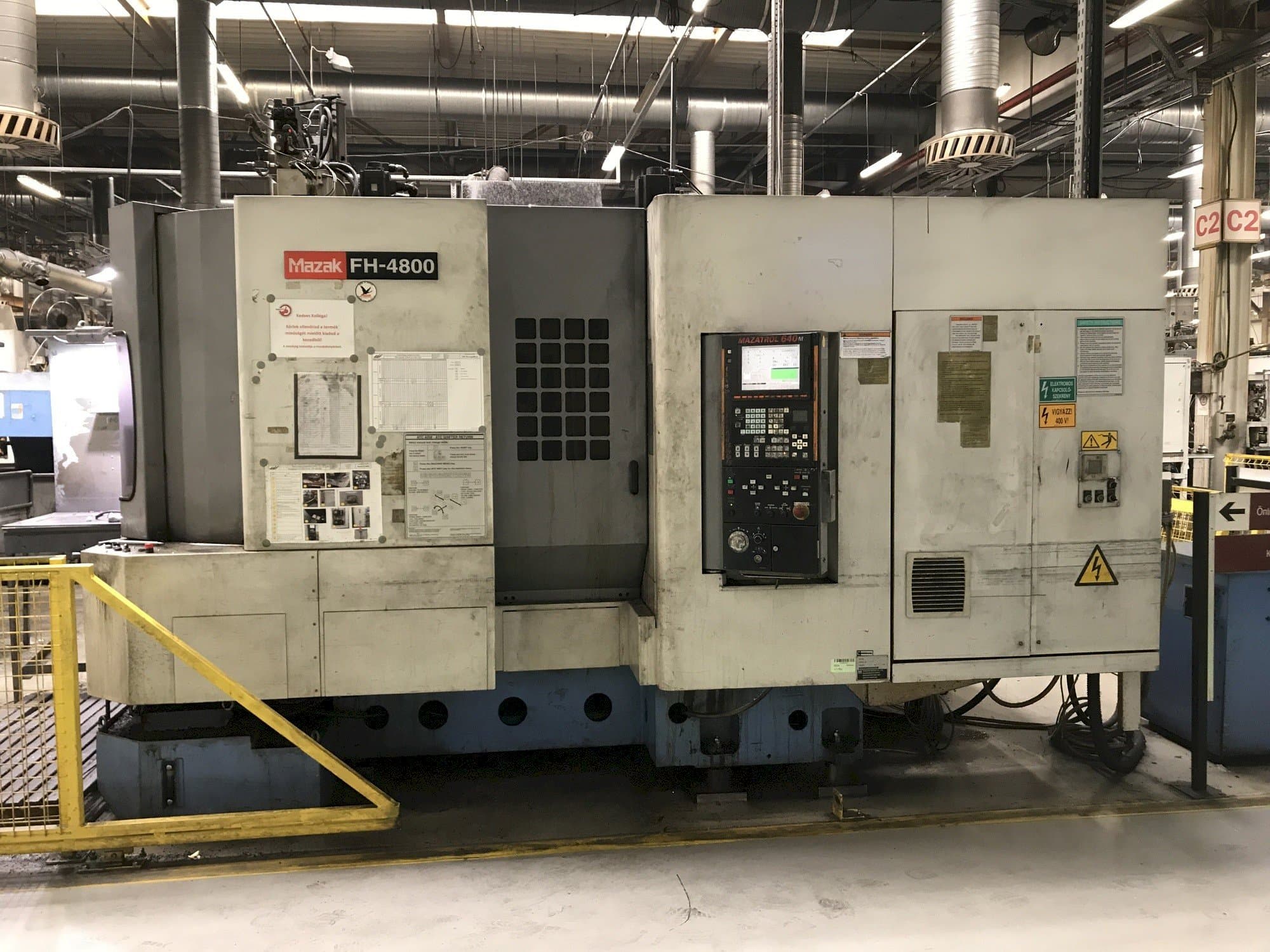 Vista frontale della macchina Mazak FH-4800 40T