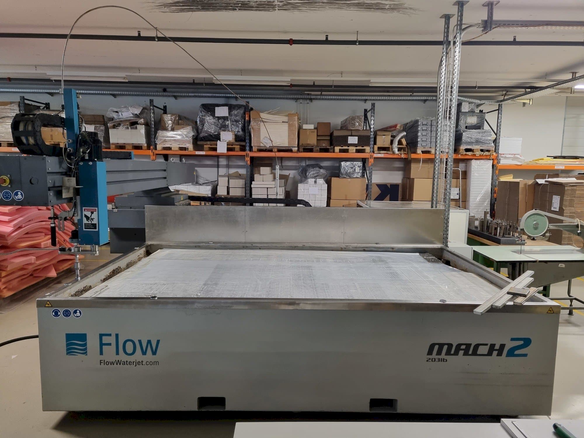 Vista frontale della macchina Flow M2 3120 B