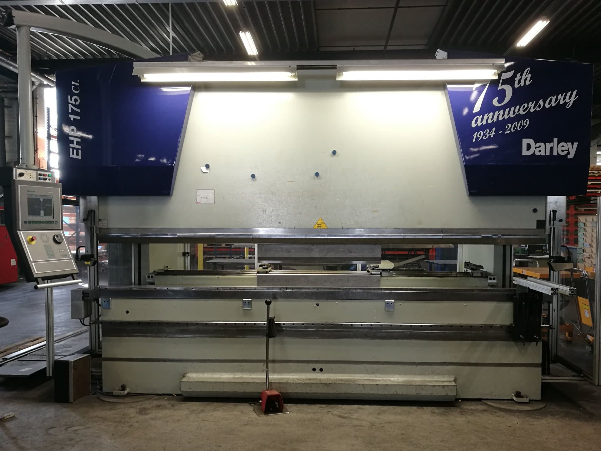 Vista frontale della macchina Darley EHP LS 175.36/31 CL