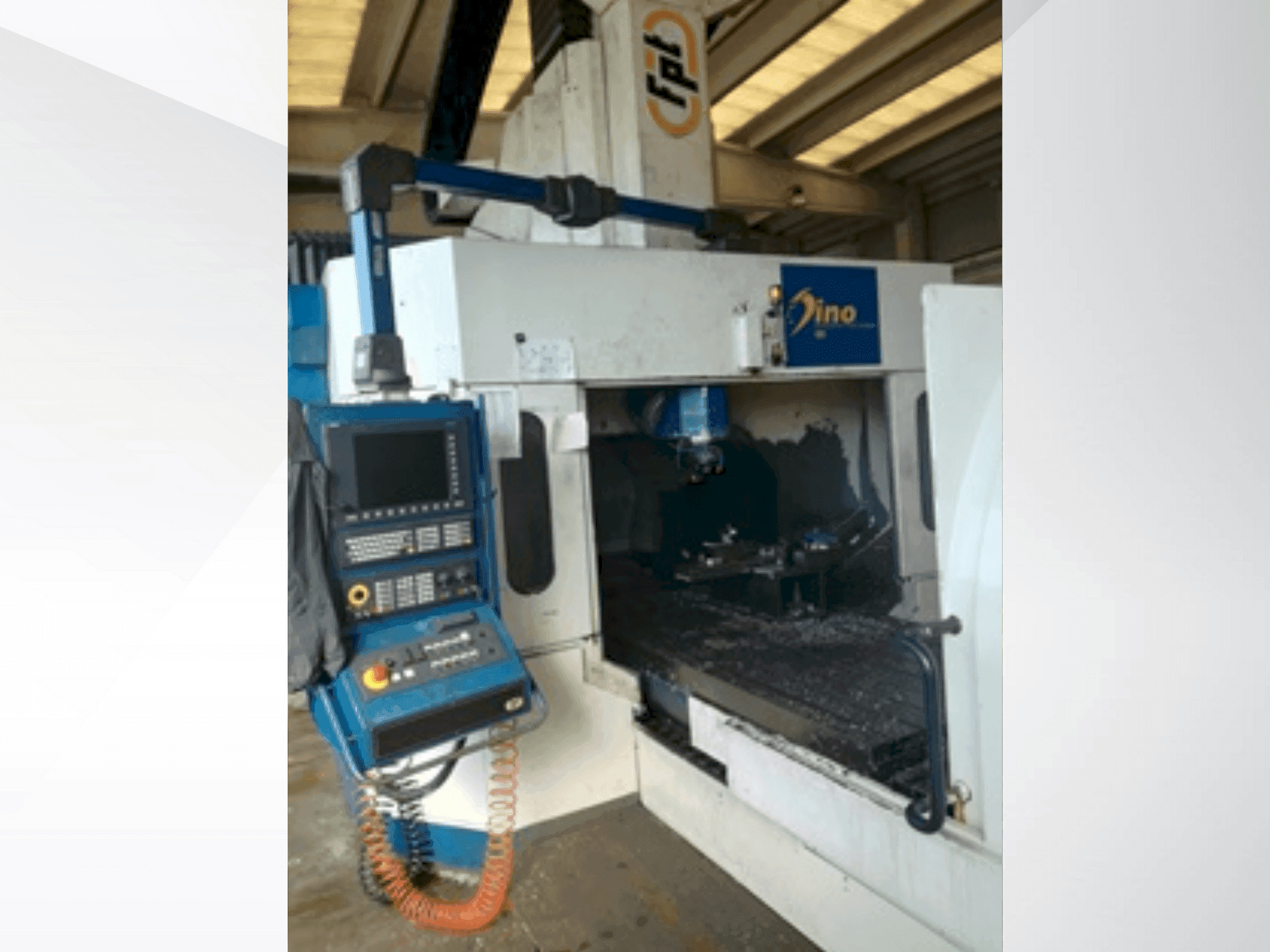 Vista frontale della macchina FPT DINO