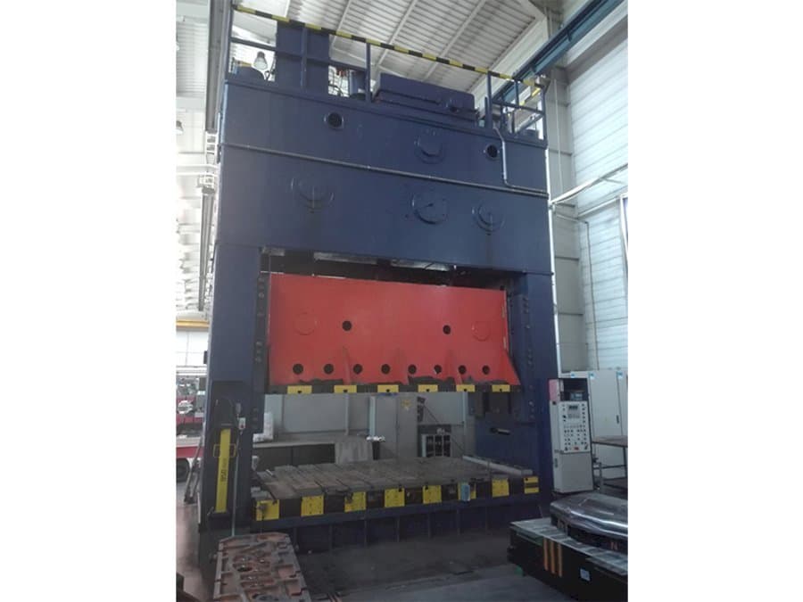 Vista frontale della macchina Erfurt PKZZ 1000/4000