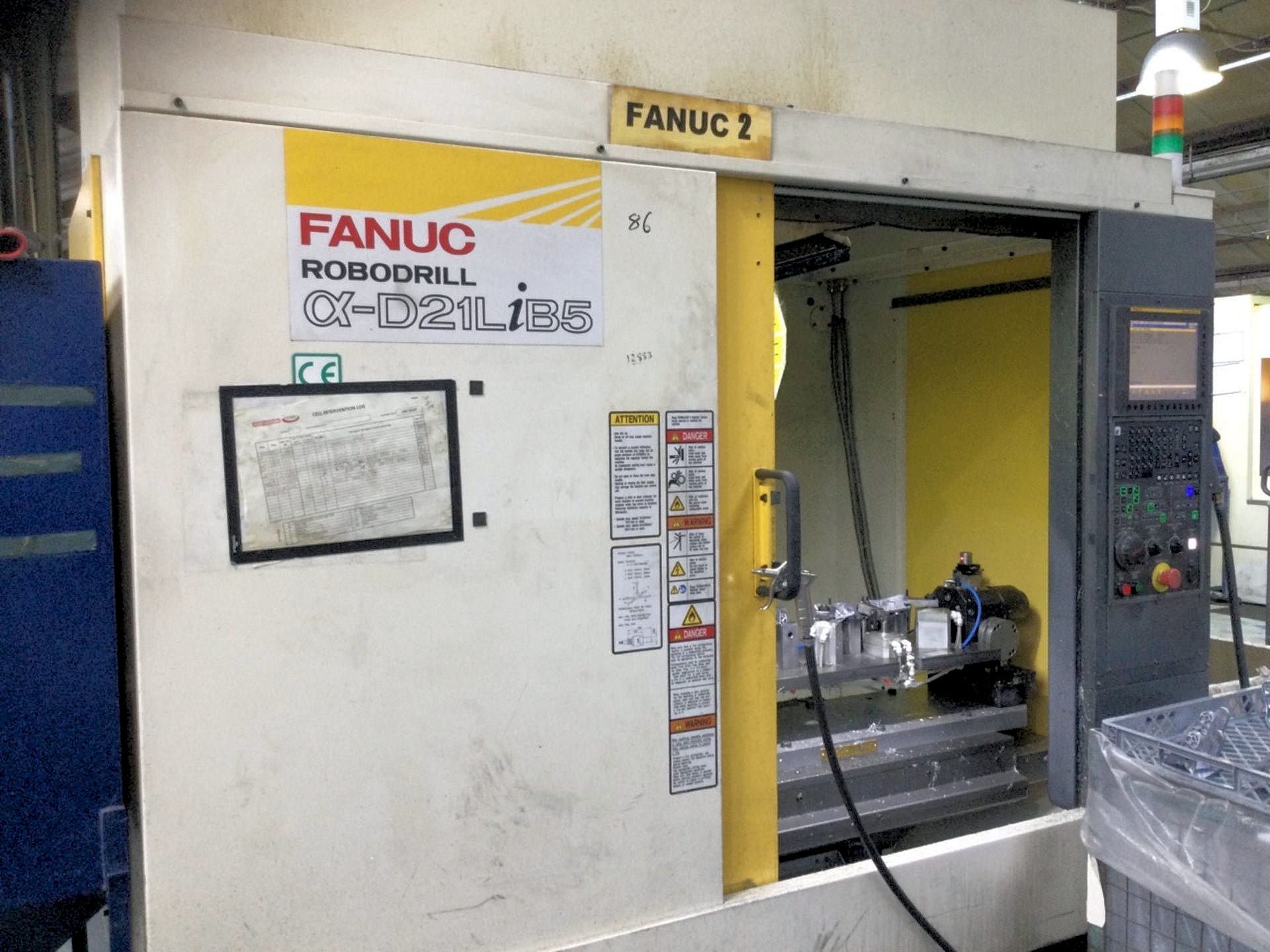Vista frontale della macchina FANUC Robodrill Alpha D21LiB5