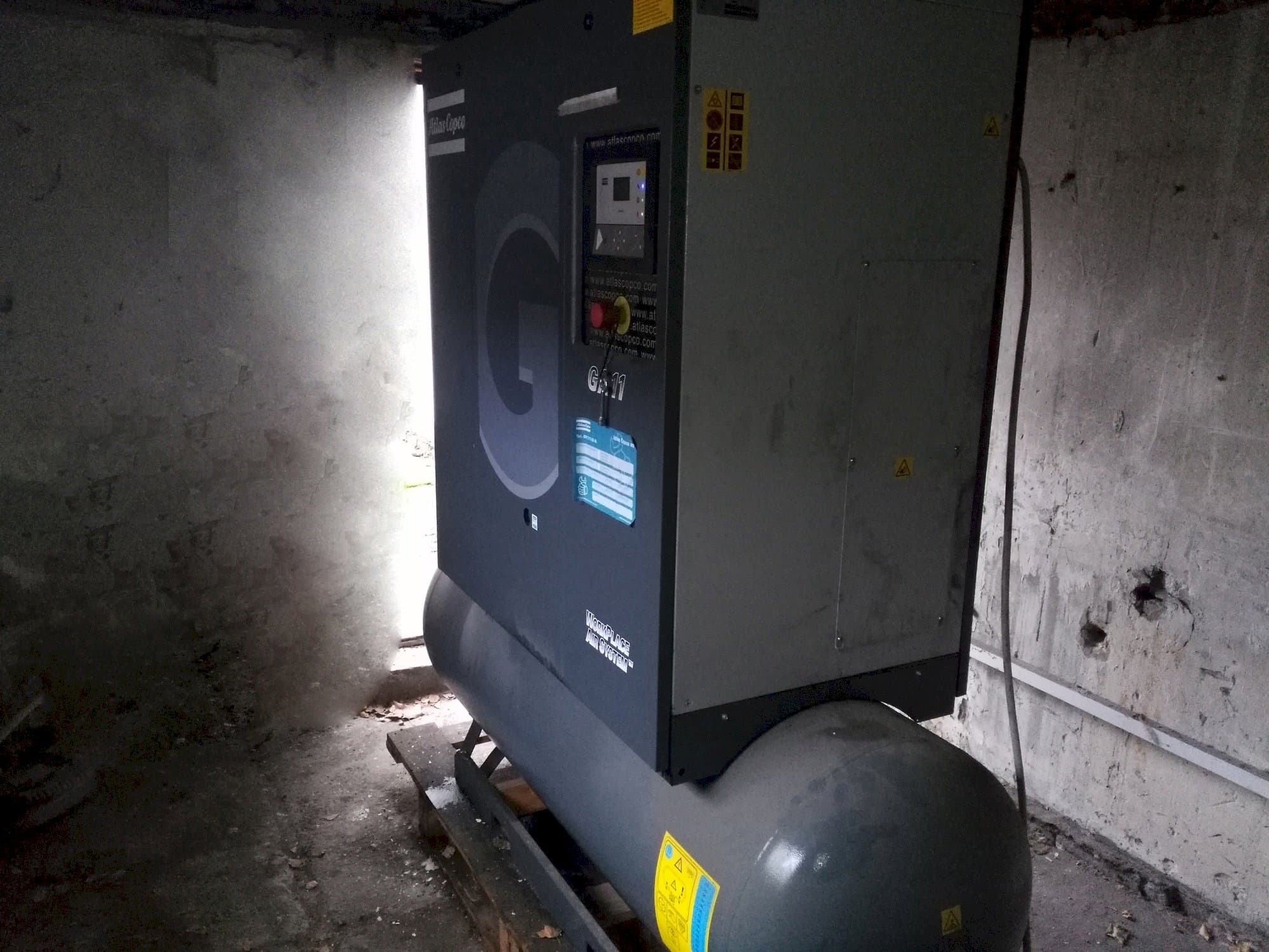 Vista frontale della macchina Atlas Copco GA11P
