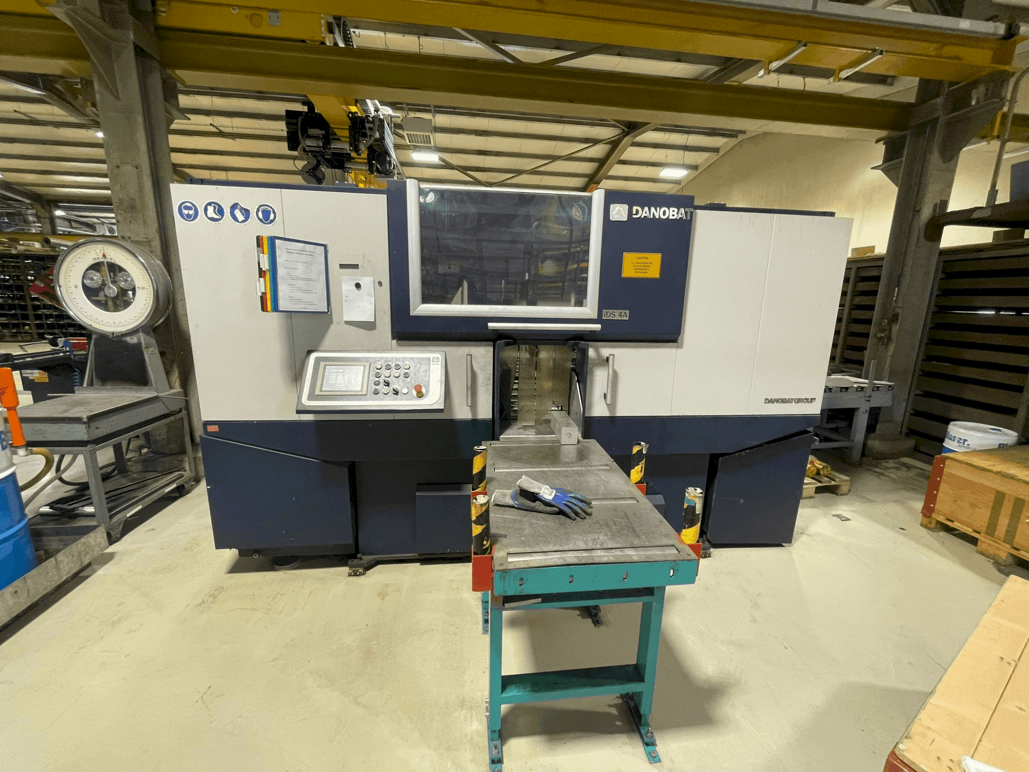 Vista frontale della macchina DANOBAT IDS 4A