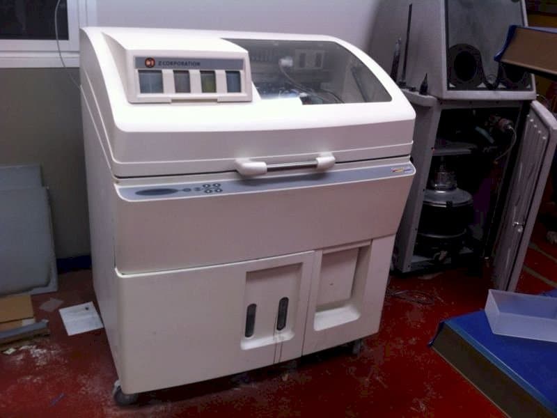 Vista frontale della macchina Spectrum Z510