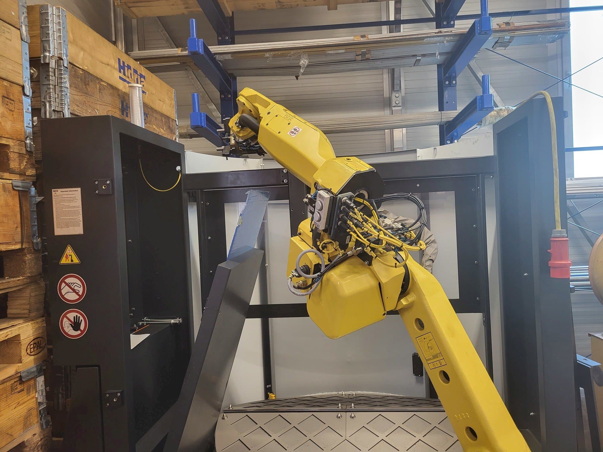 Vista frontale della macchina HALTER Load Assistant U-20