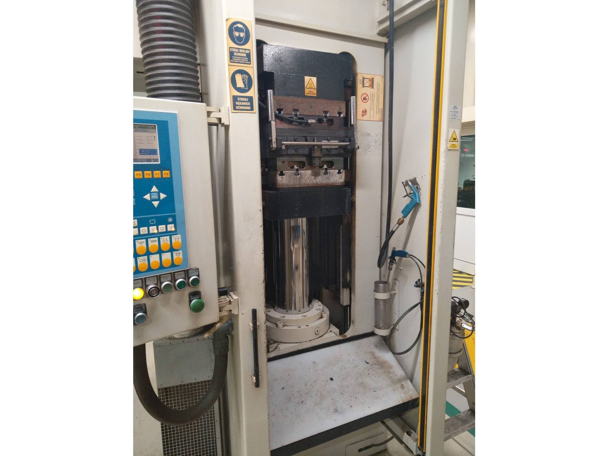 Vista laterale sinistra della macchina LWB STEINL VRE 1100/1000