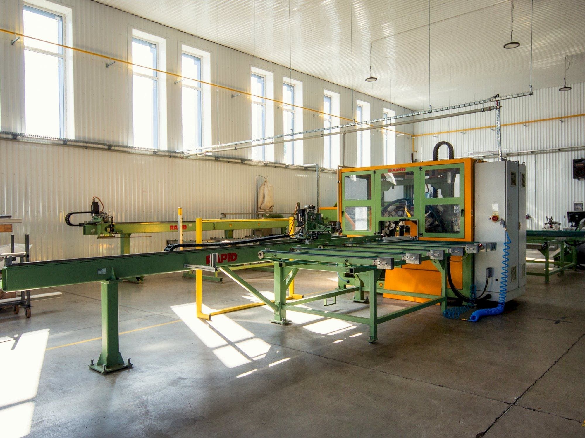 Vista frontale della macchina RAPID MFC EVOLUTION II