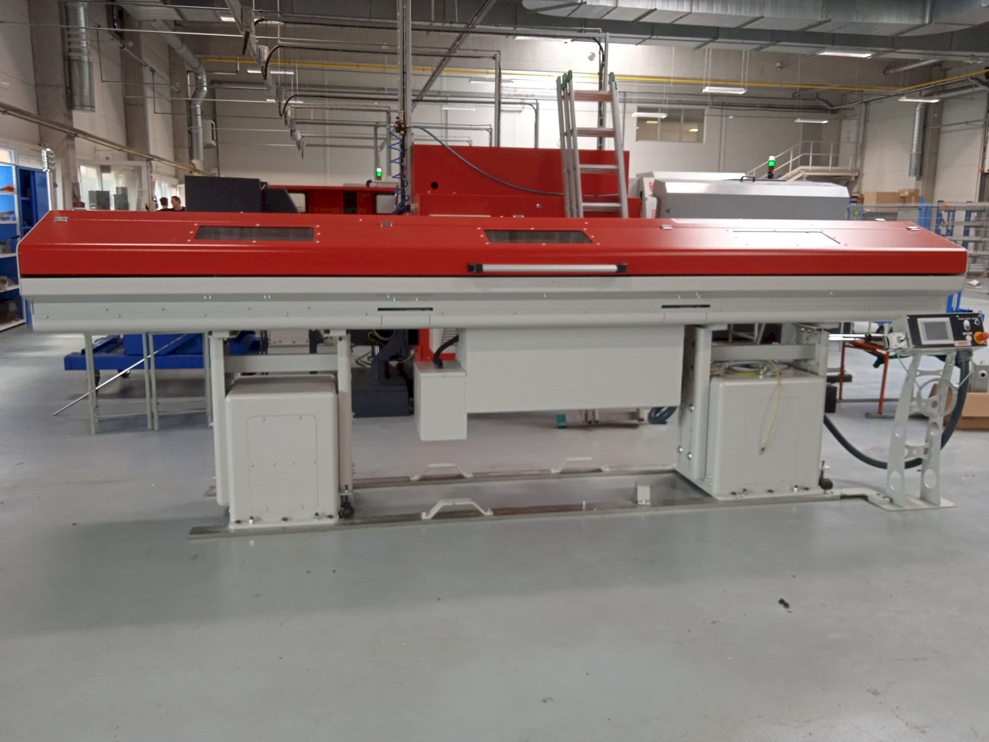 Vista frontale della macchina TOP Automazioni ETL8-42