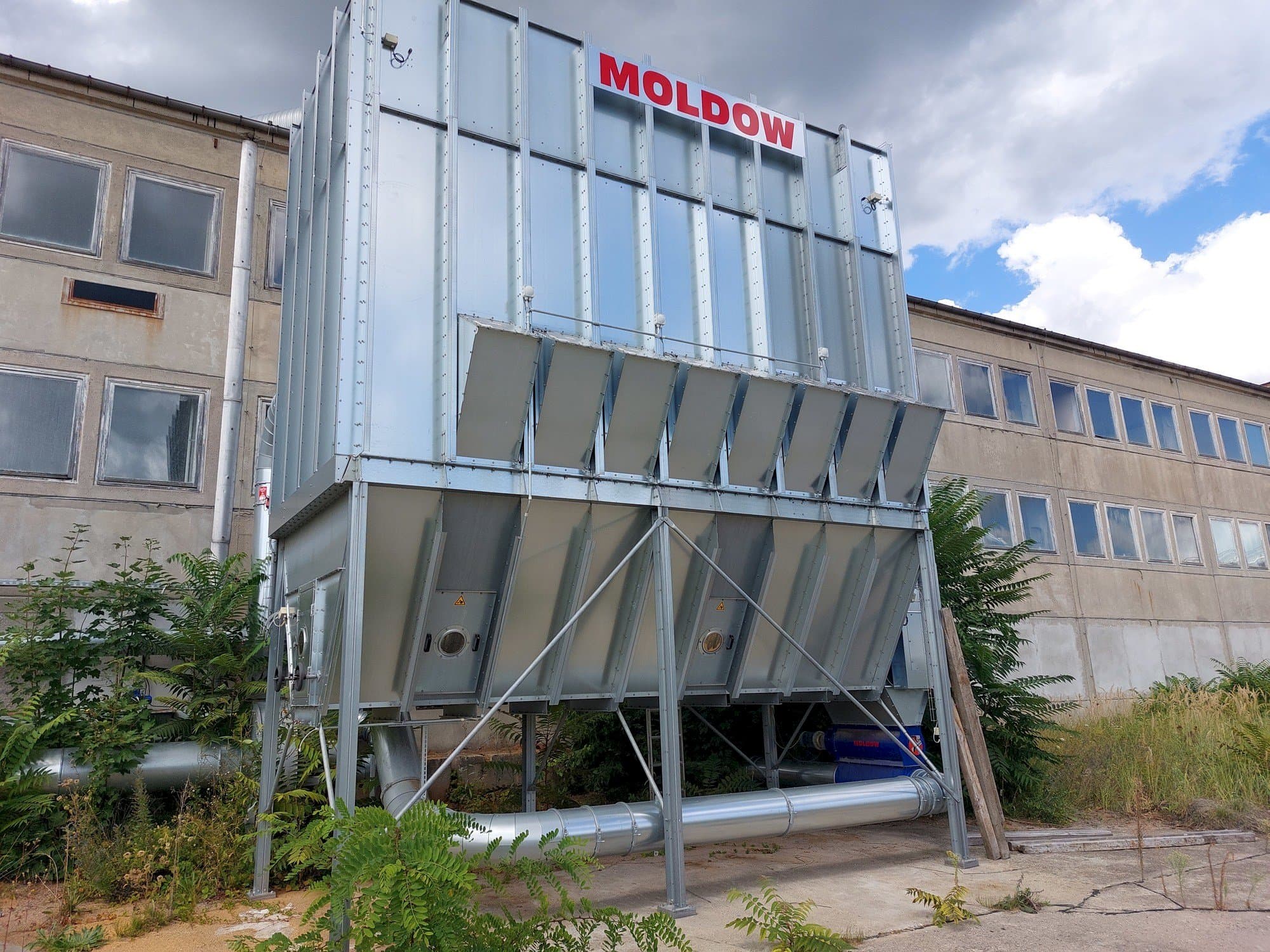 Vista frontale della macchina MOLDOW MHL Casing EXP