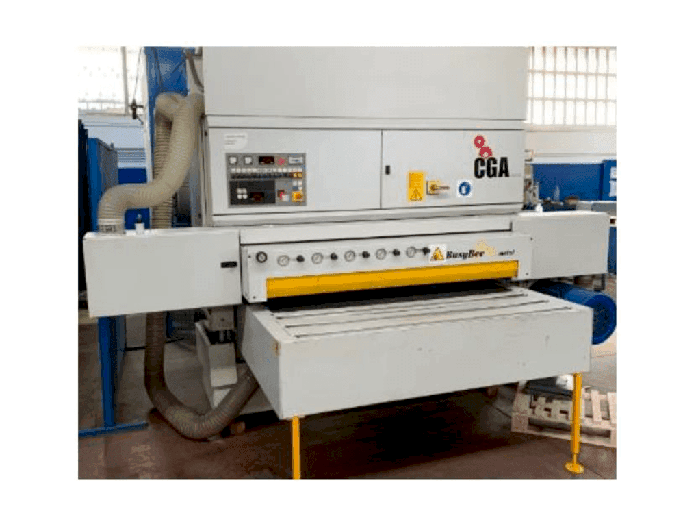Vista frontale della macchina CGA BUSY BEE 1600/33-2020