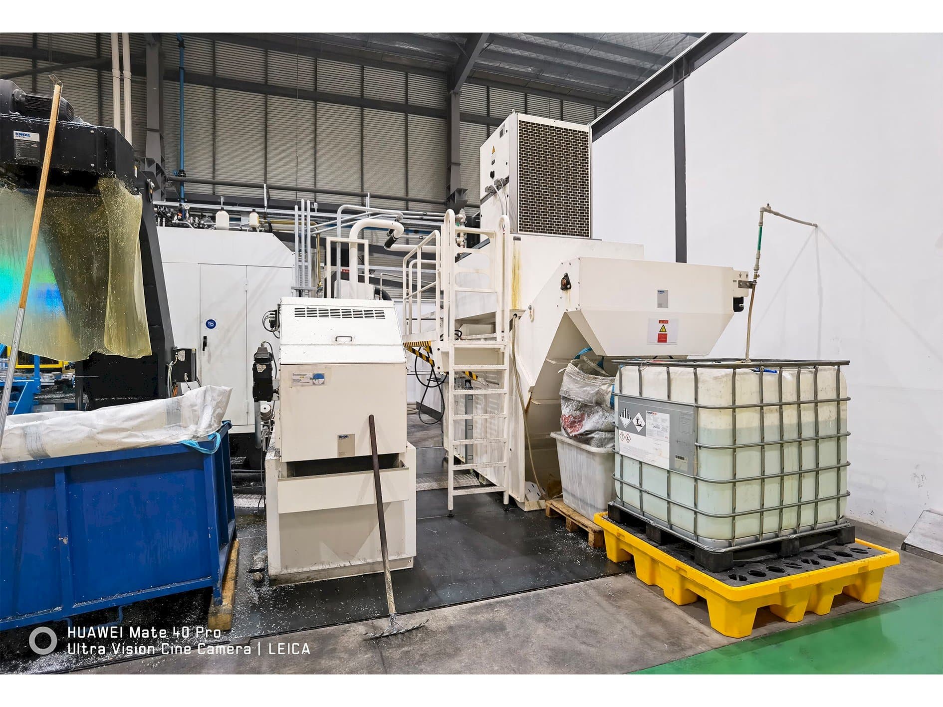 Vista frontale della macchina GNUTTI G359