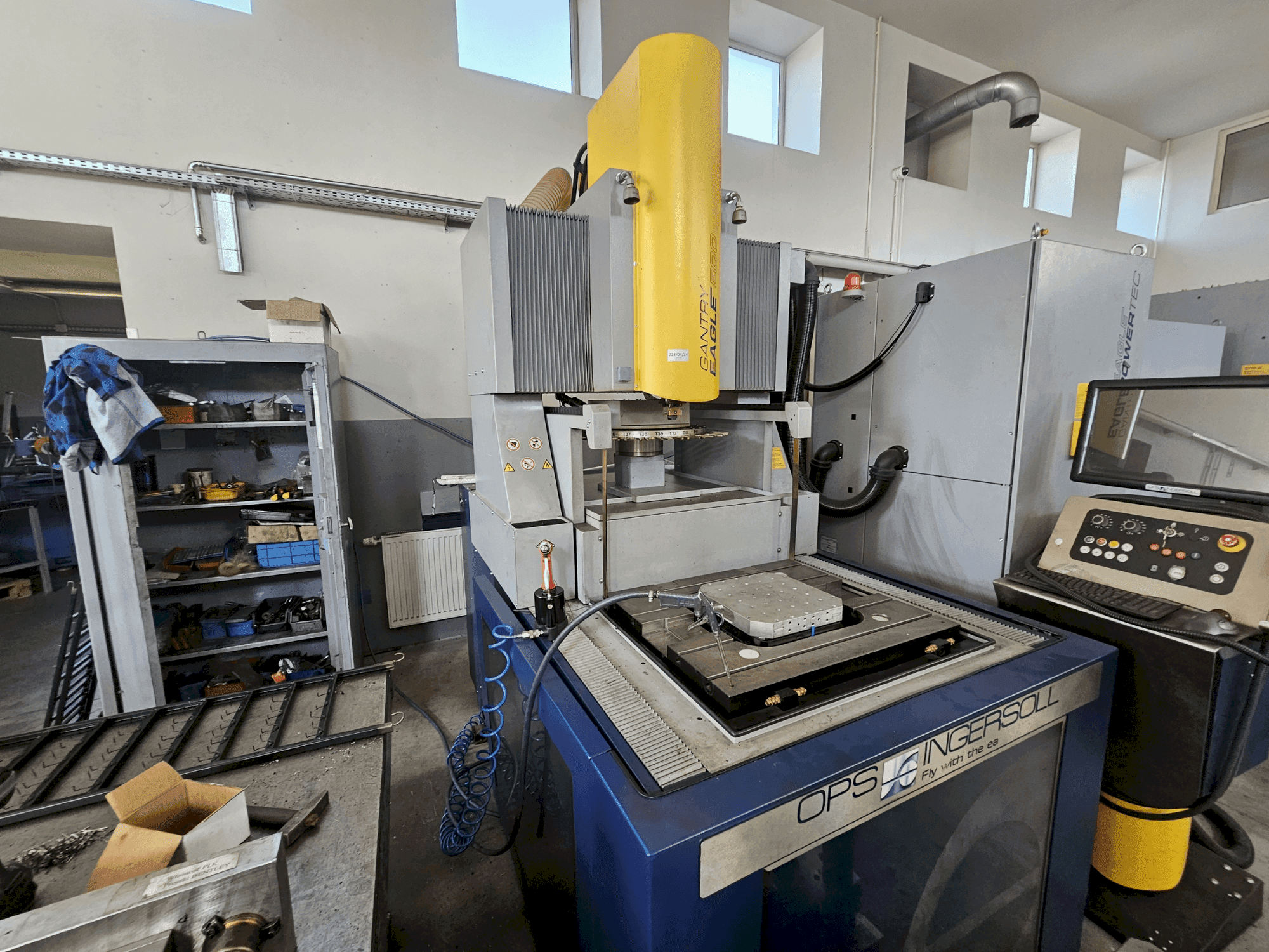 Vista frontale della macchina OPS INGERSOLL Gantry Eagle 500