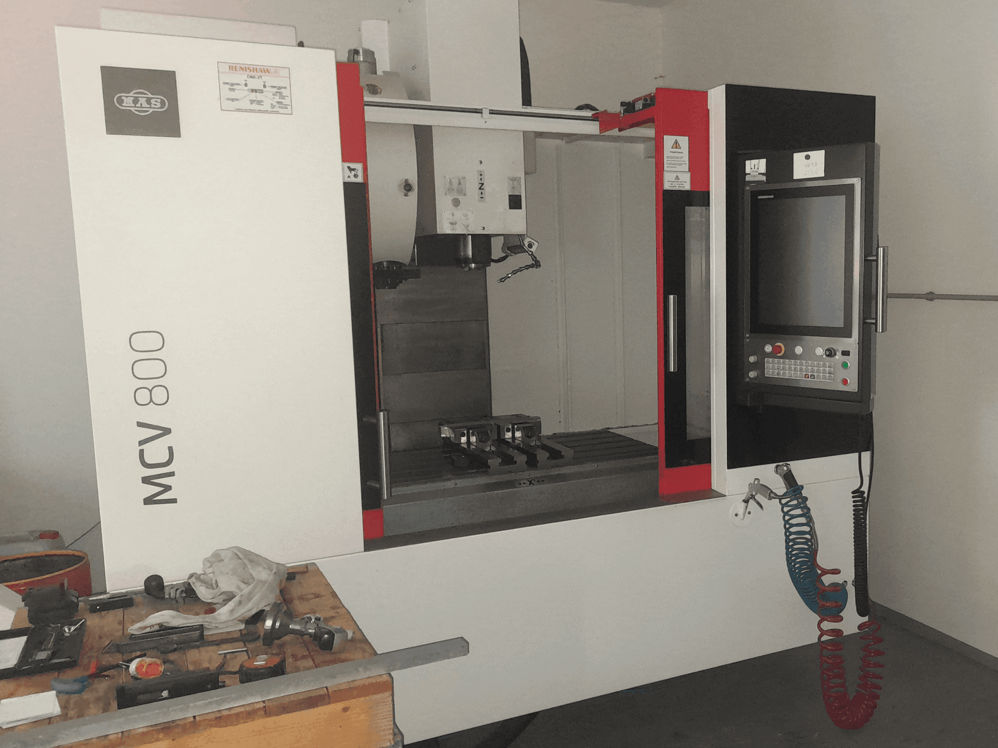 Vista frontale della macchina KOVOSVIT MAS MCV 800 QUICK (2022)