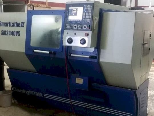 Vista frontale della macchina Clausing METOSA Smart Lathe II SM2440VS