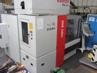 Vista frontale della macchina Exeron HSC 800