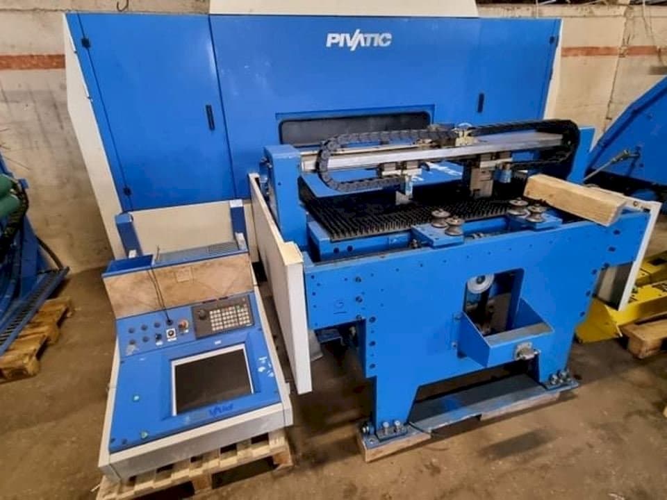 Vista frontale della macchina Pivatic PCC125