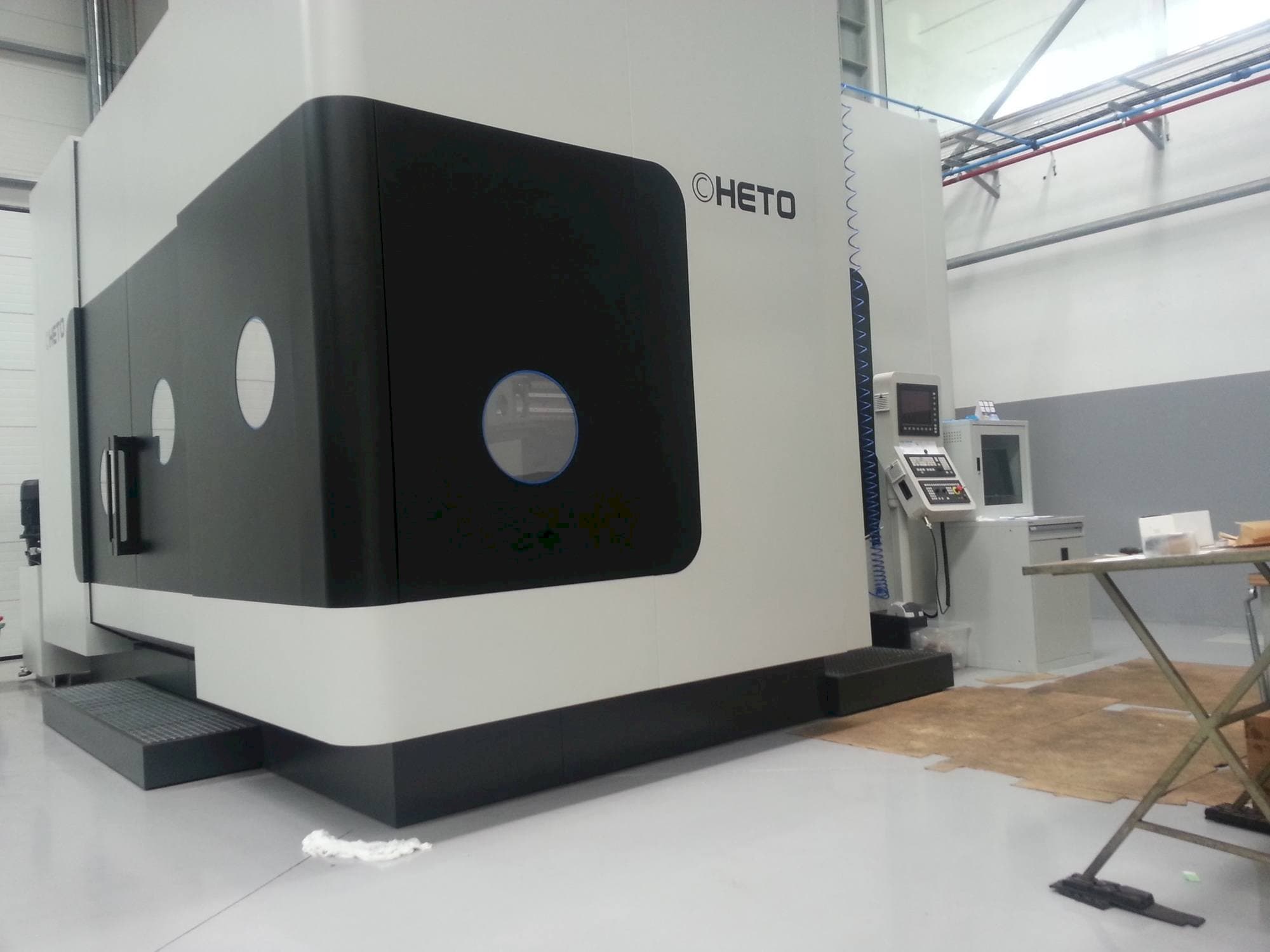 Vista frontale della macchina CHETO IX3000