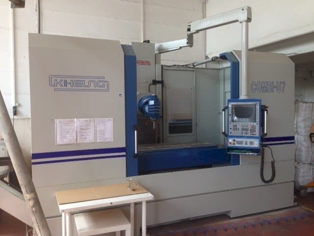 Vista frontale della macchina KIHEUNG COMBI U7