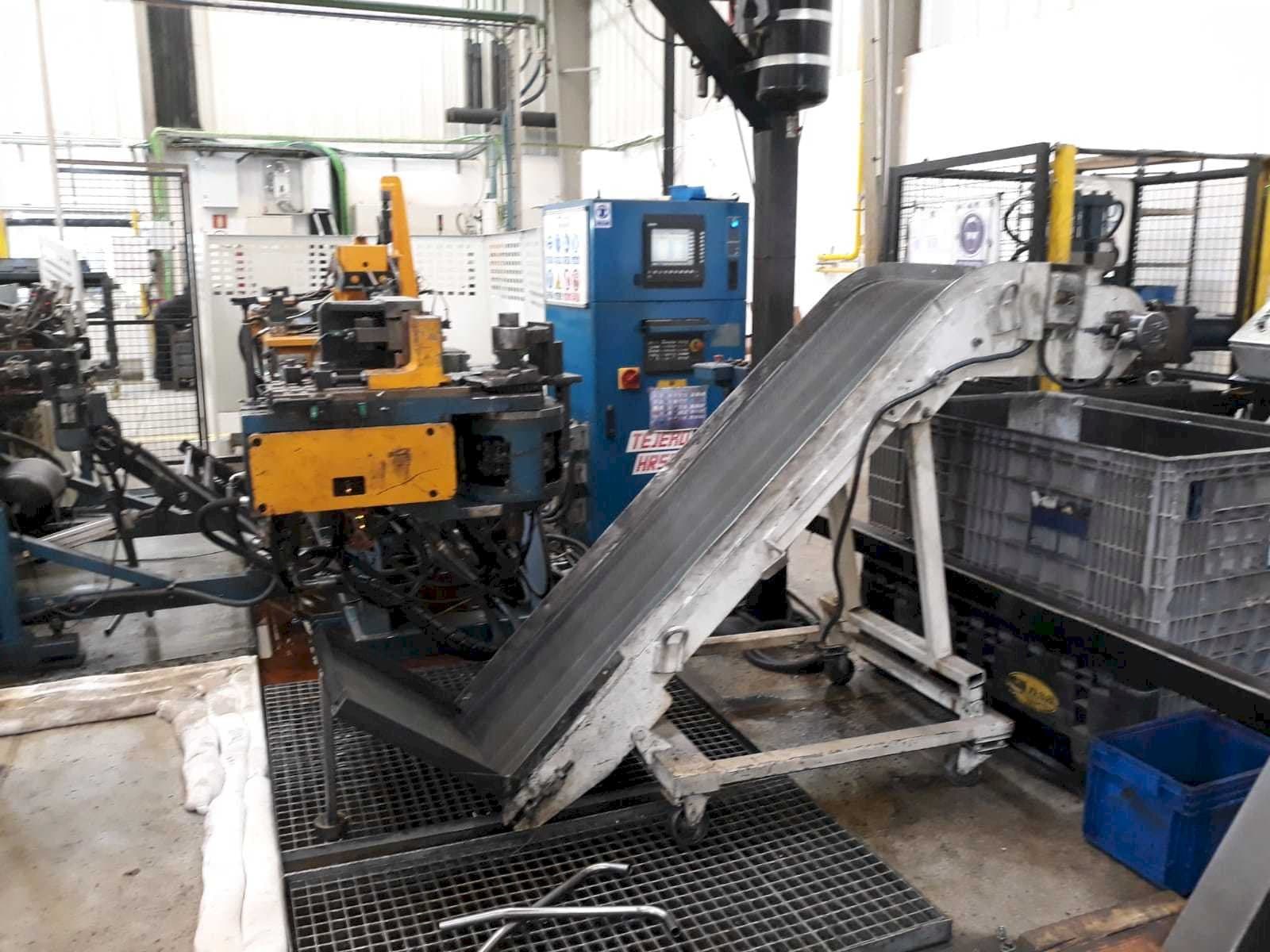 Vista frontale della macchina Tejero HR-50-CNC