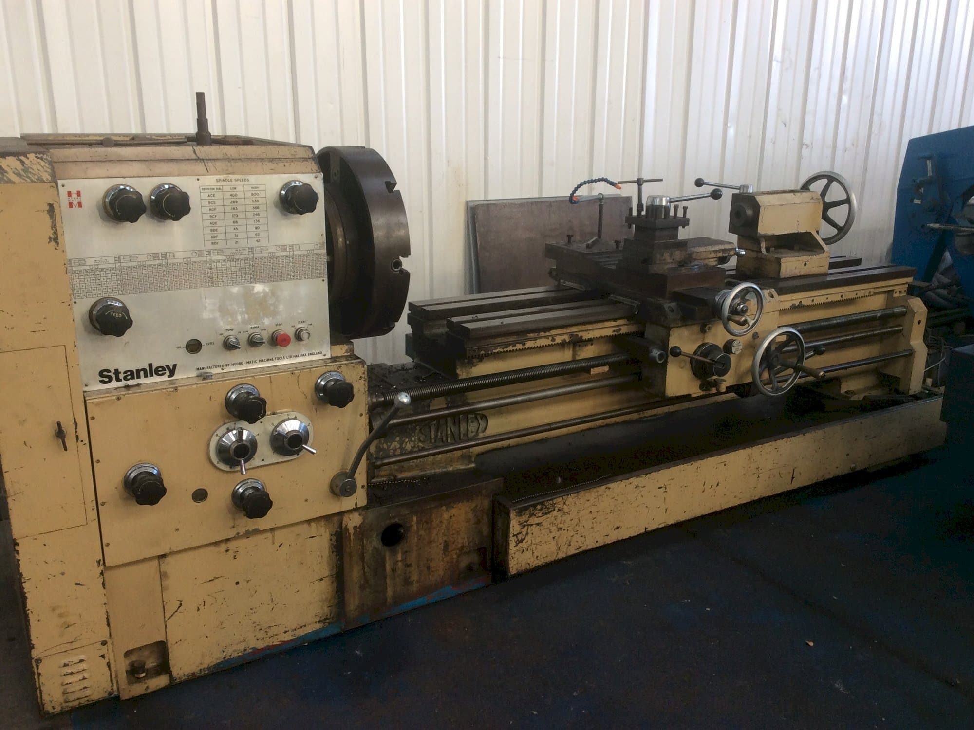 Vista frontale della macchina STANLEY HS 7