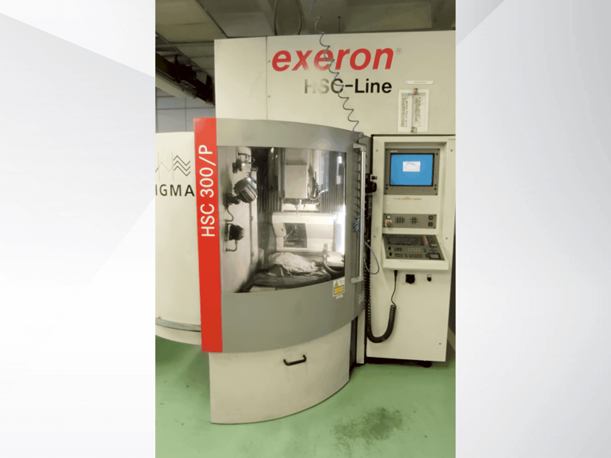Vista frontale della macchina EXTRON Digma HSC 300/P