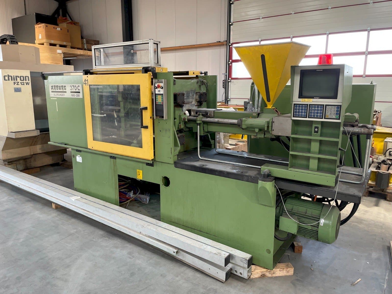 Vista frontale della macchina Arburg ALLROUNDER Centex 370 C 600 - 200
