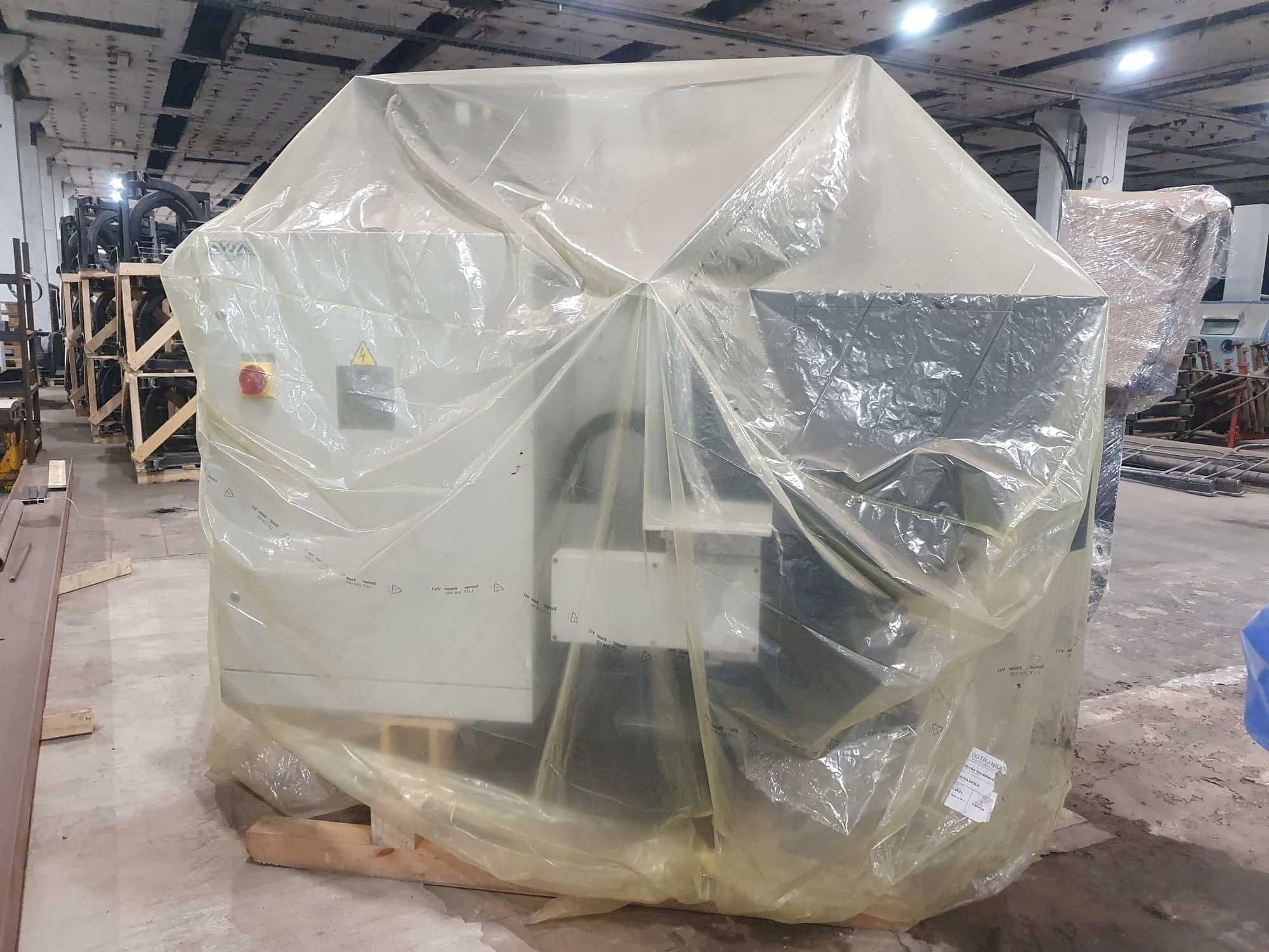 Vista frontale della macchina Avia FOP FNE 50P