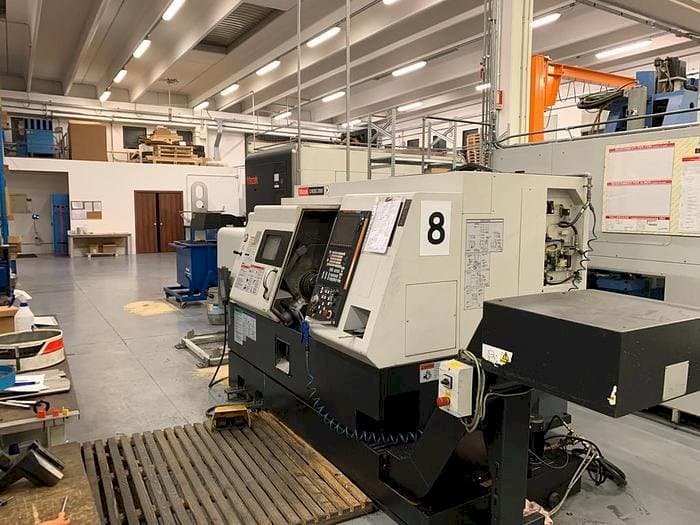 Vista lato destro della macchina Mazak QT NEXUS 200M