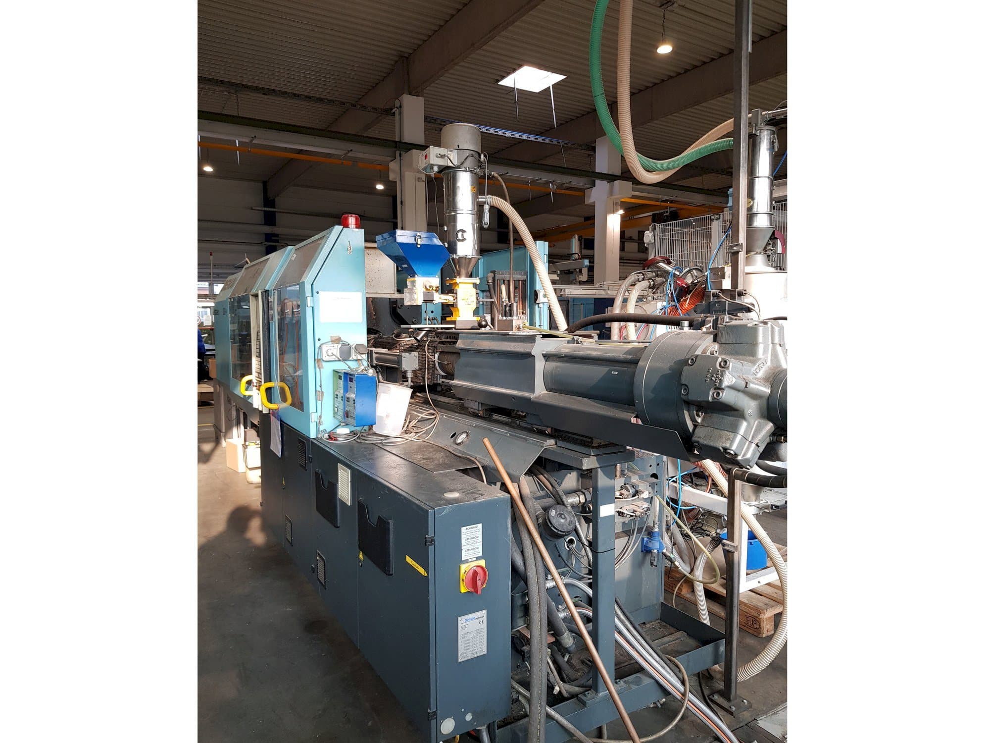 Vista frontale della macchina DEMAG Ergotech viva 2000-840