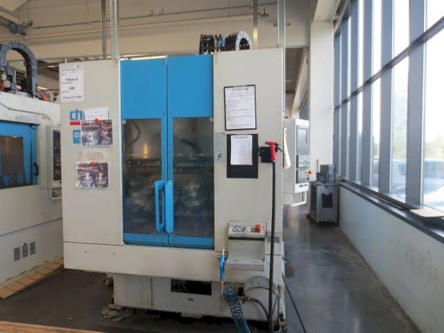 Vista frontale della macchina CHIRON DZ 15K W