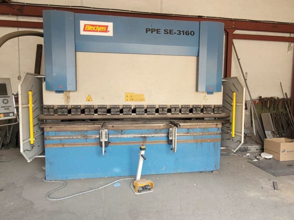 Vista frontale della macchina Blecken PPE SE-3160