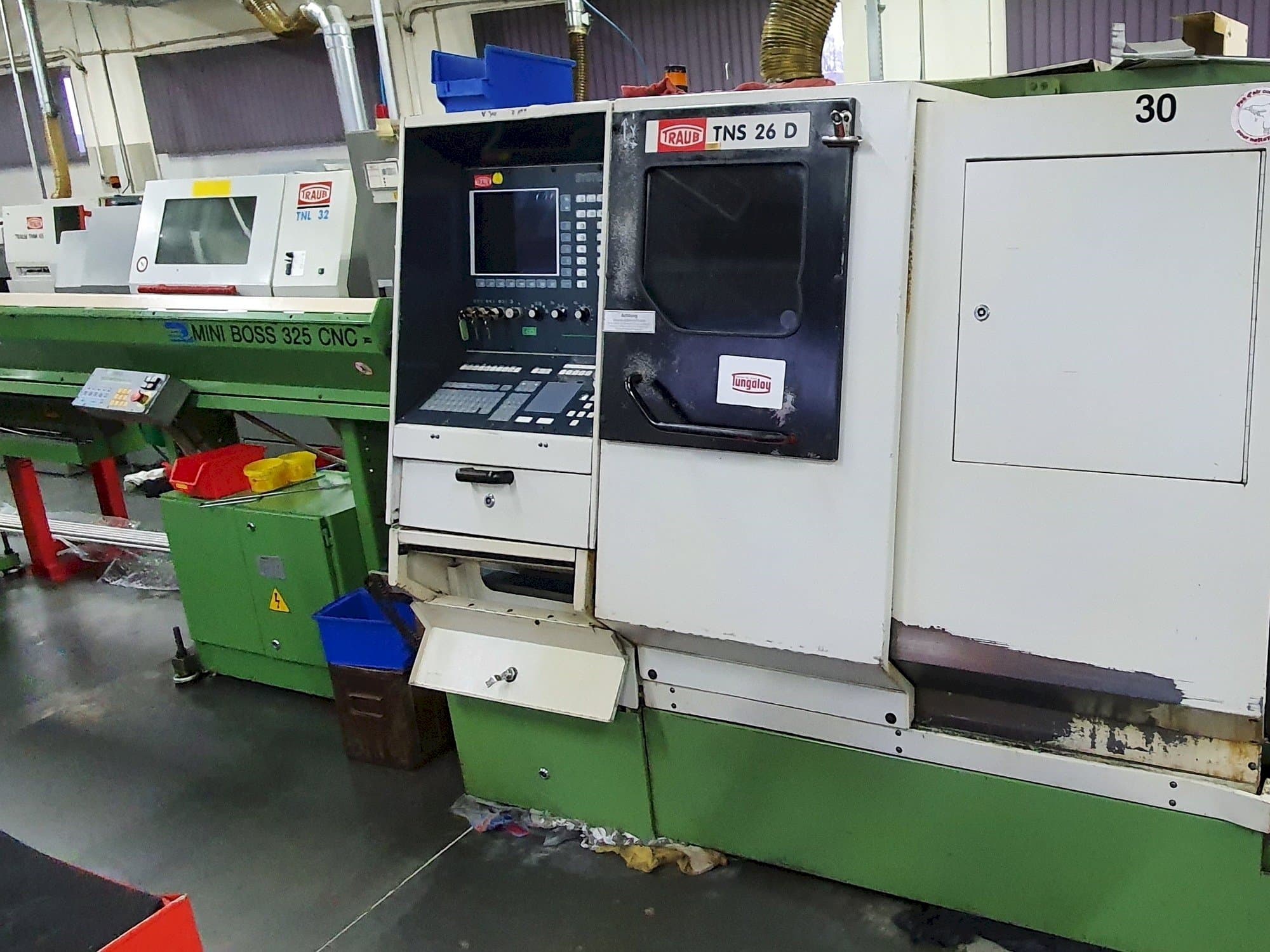 Vista frontale della macchina TRAUB TNS 26 DGY