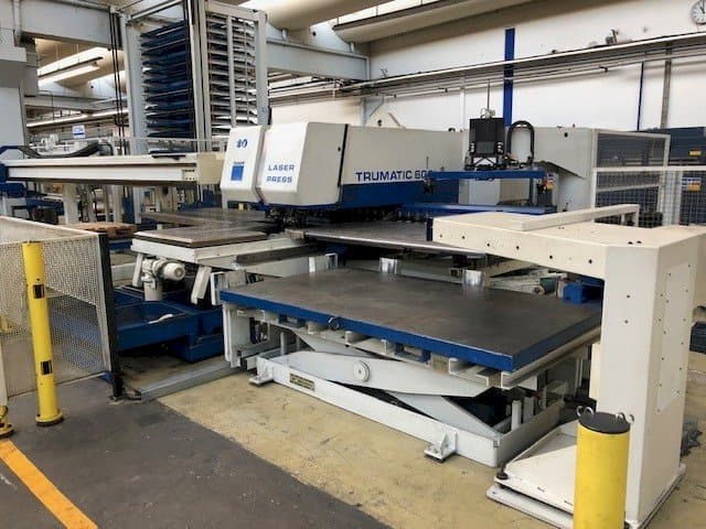 Vista frontale della macchina Trumpf Trumatic 600L