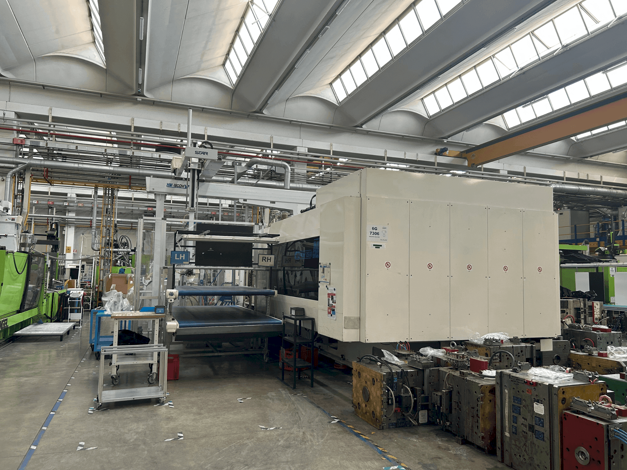 Vista frontale della macchina BMB KW1400/8500