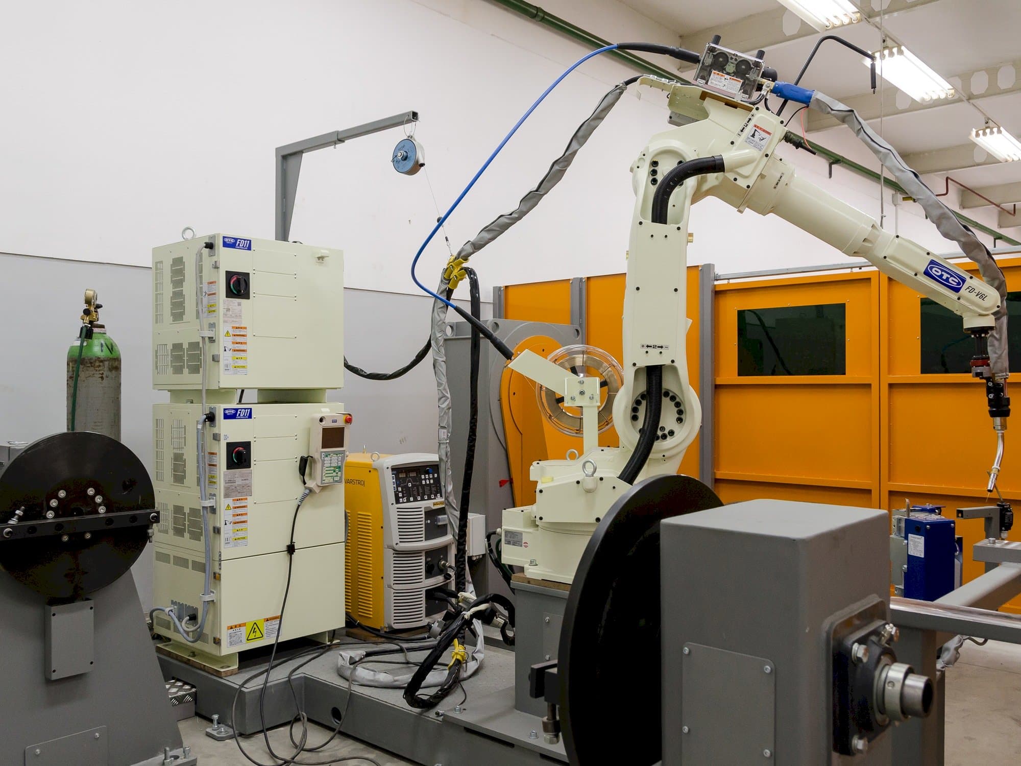 Vista frontale della macchina Other Otc Daihen Fd11