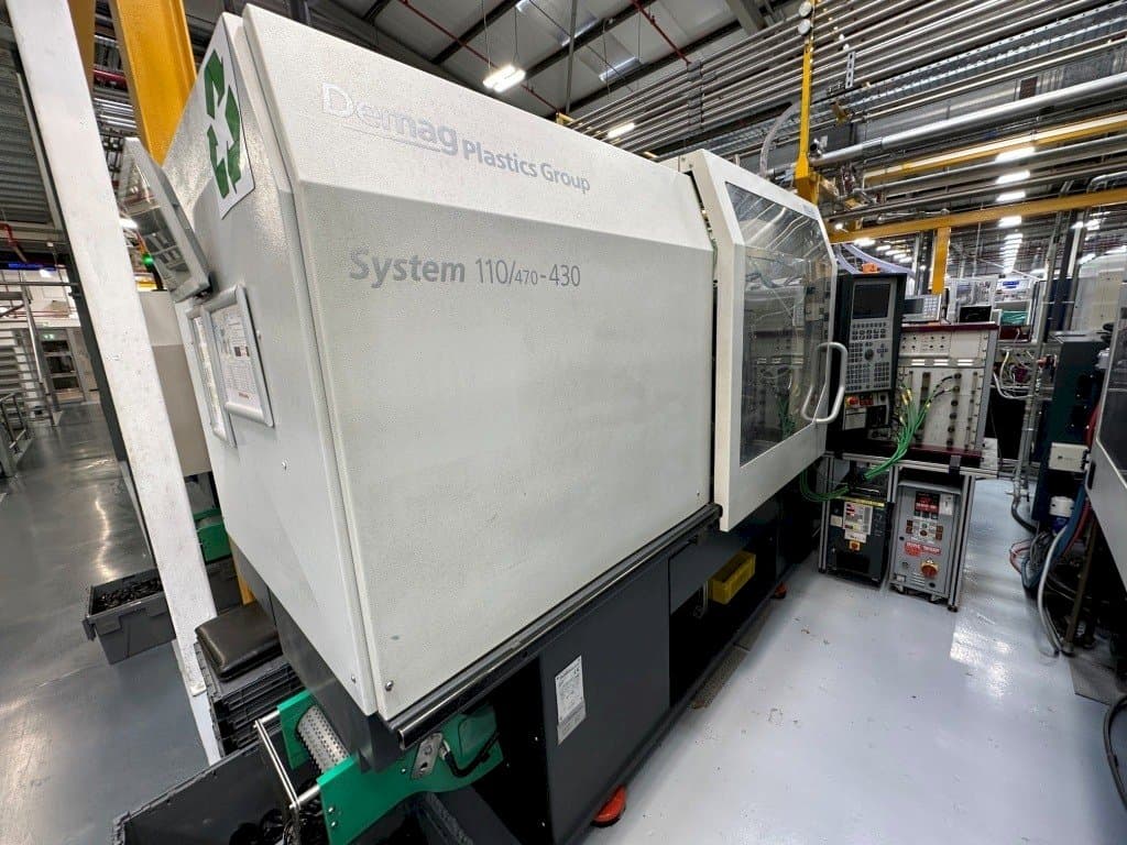 Vista frontale della macchina DEMAG System 110/470-430