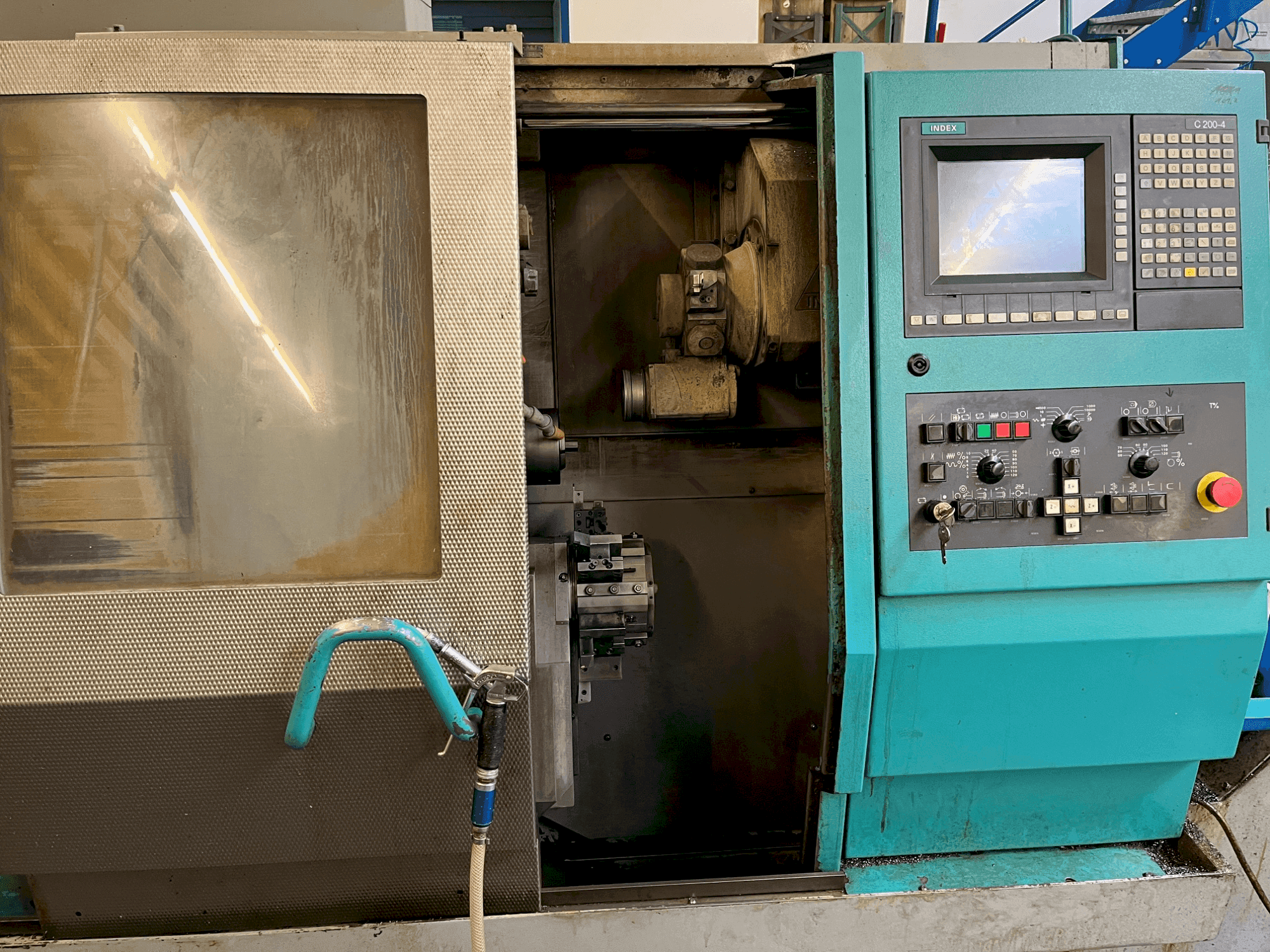 Vista frontale della macchina Index ABC 42