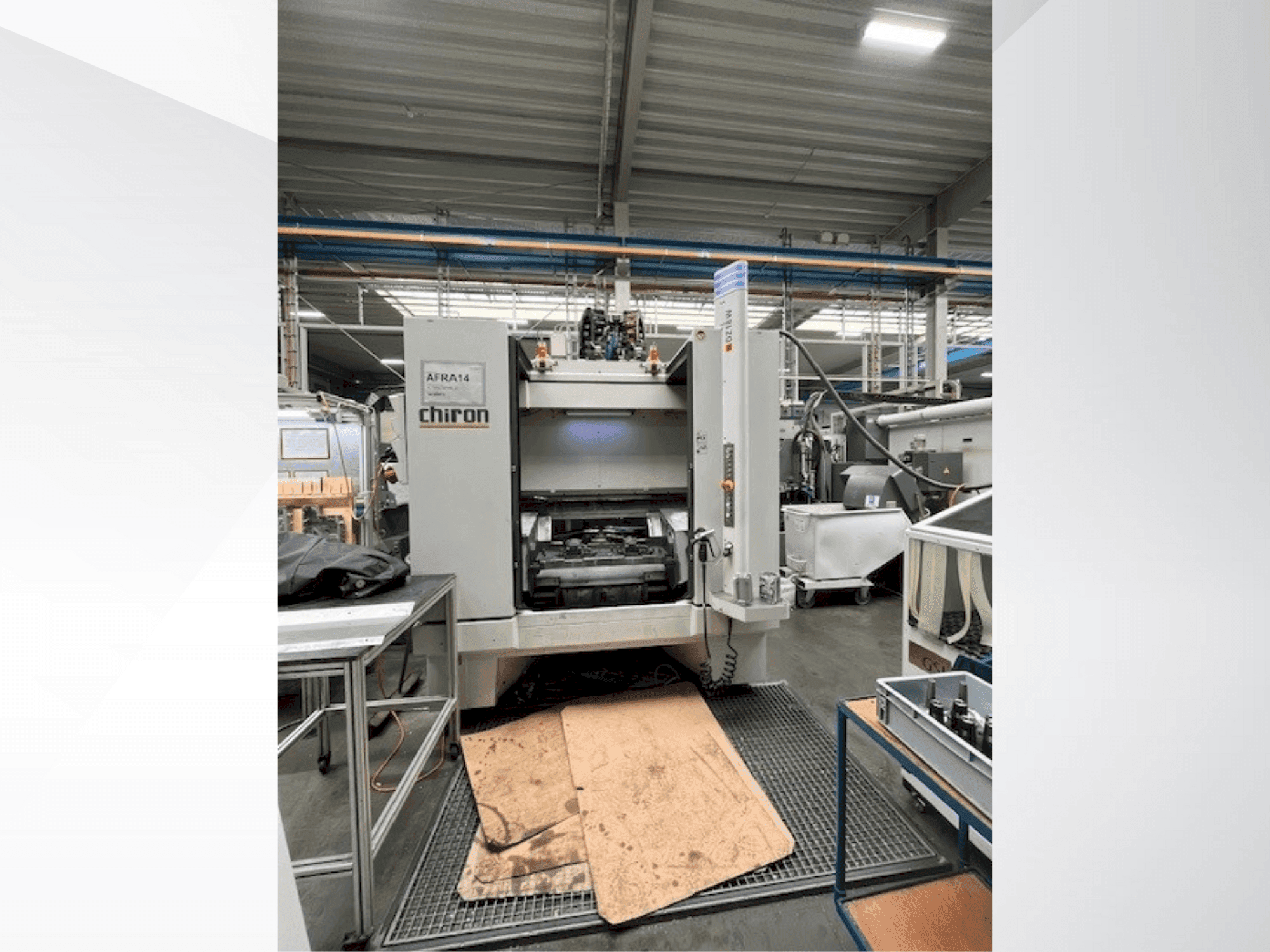 Vista frontale della macchina CHIRON DZ 18 W