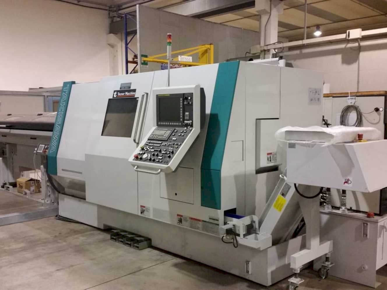 Vista frontale della macchina Takisawa TMMY-250 M1