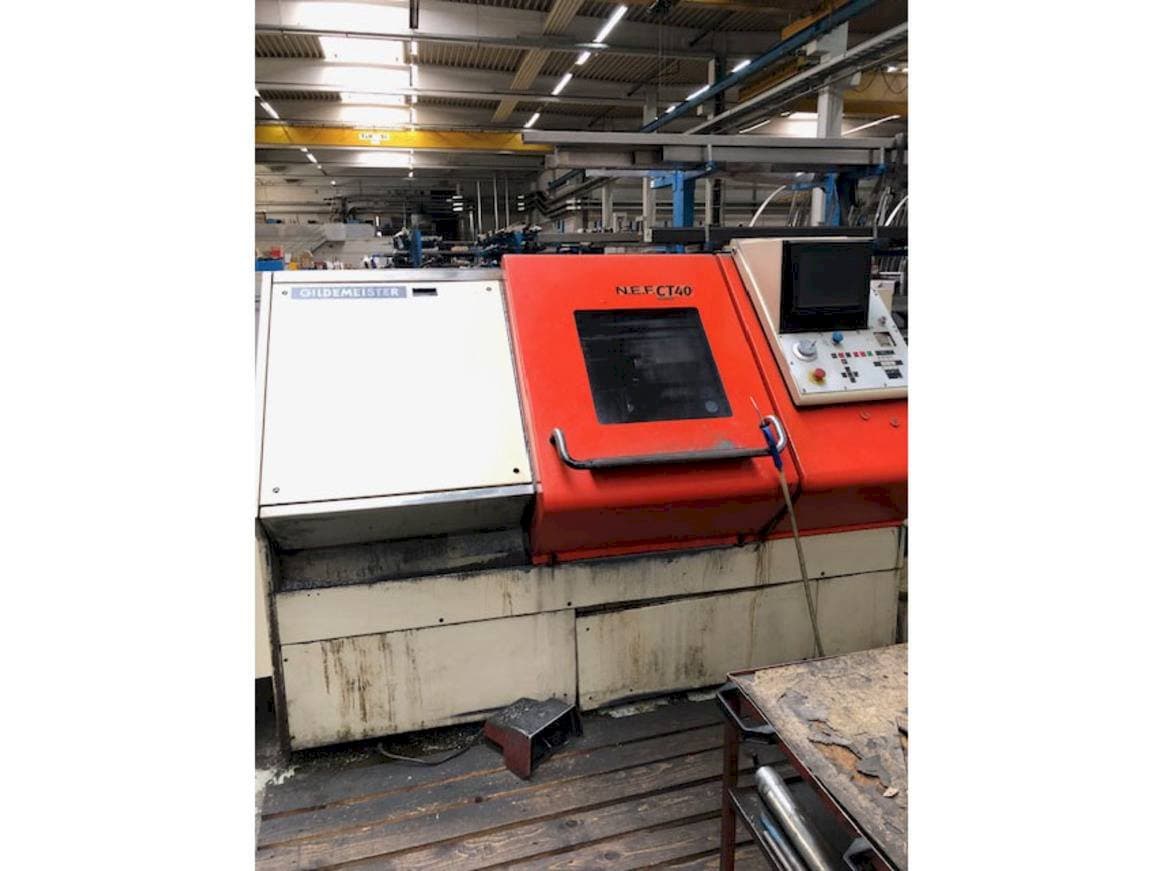 Vista frontale della macchina Gildemeister NEF CT 40