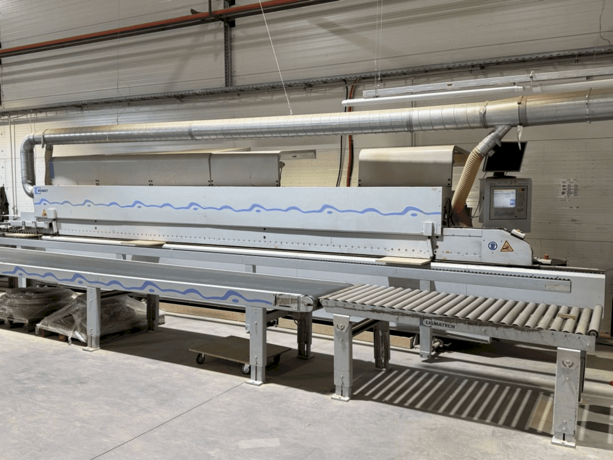 Vista frontale della macchina BRANDT KDF 991